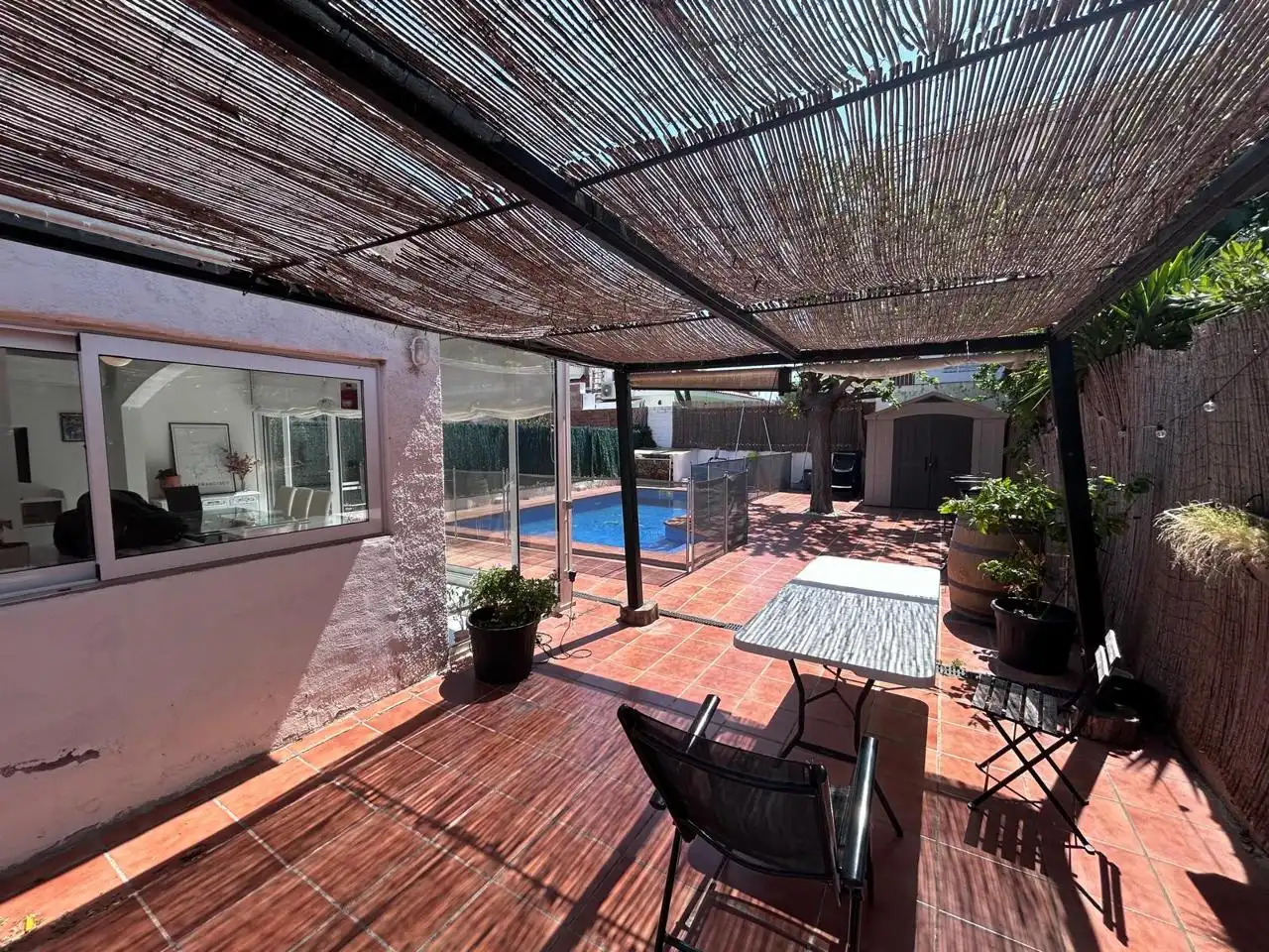 Terraza de Casa adosada en venta en Castelldefels con Aire acondicionado, Trastero y Piscina