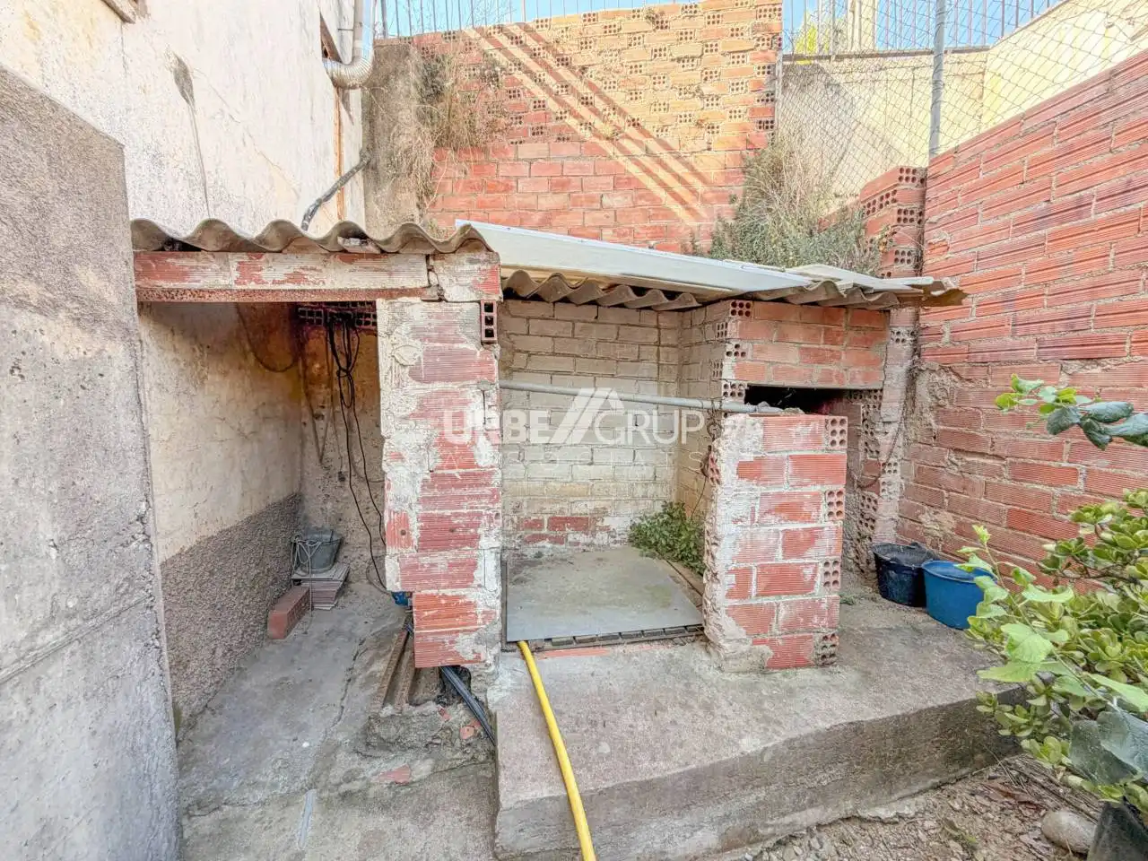 Exterior view of Houses for sale in Terrassa  with Heating and Private garden