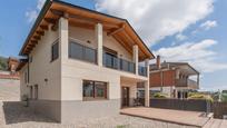 Vista exterior de Casa o xalet en venda en Lliçà d'Amunt amb Calefacció, Terrassa i Balcó