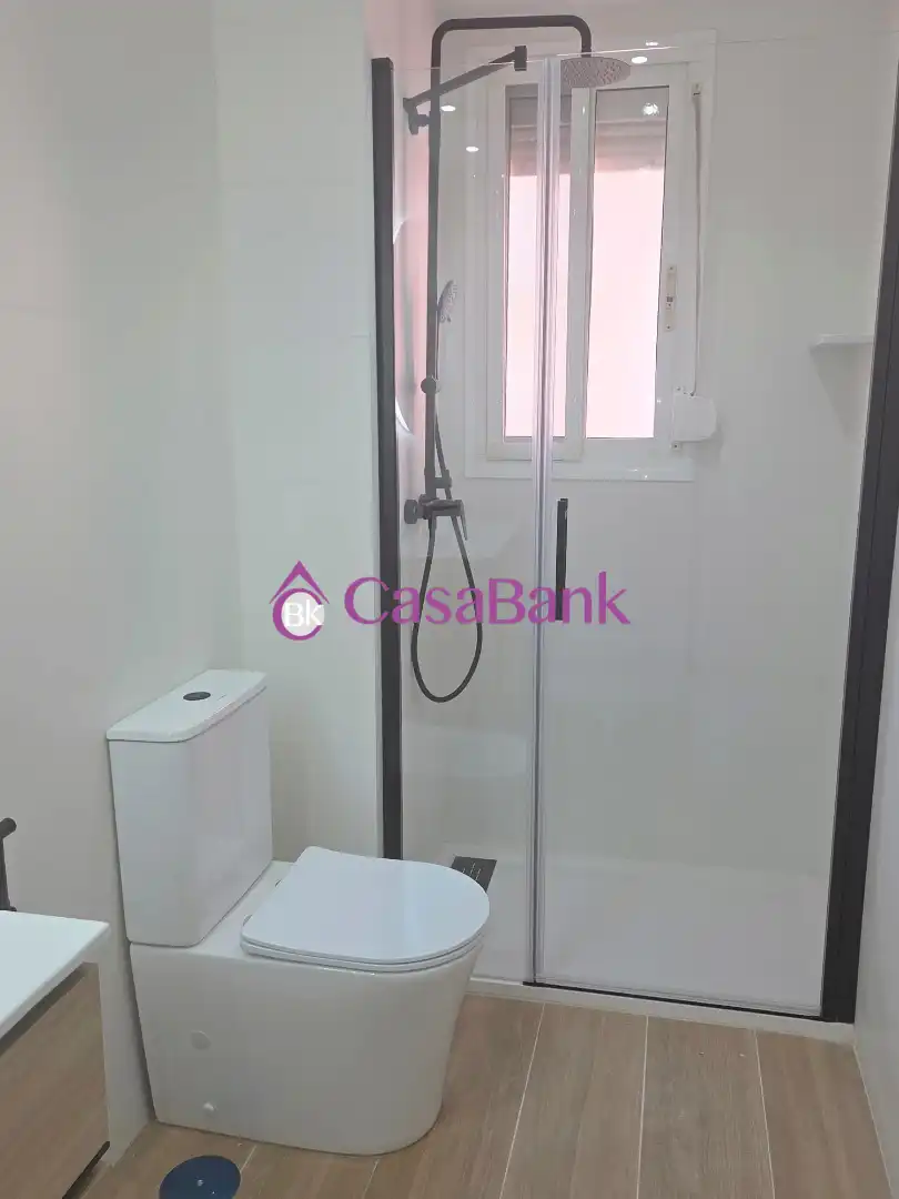 Badezimmer von Wohnung zum Verkauf in Córdoba mit Klimaanlage und Terrasse