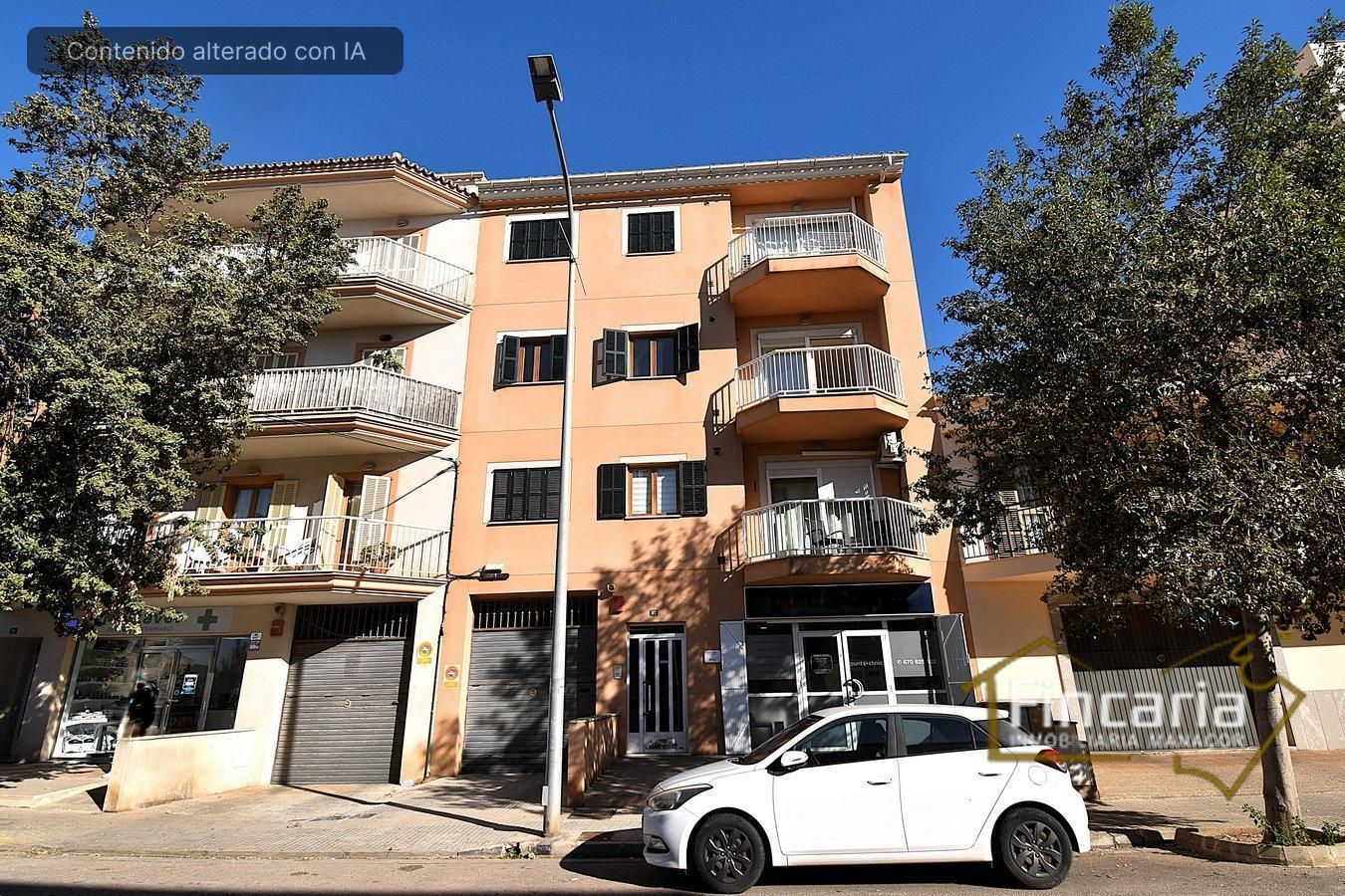Vista exterior de Pis en venda en Manacor amb Balcó