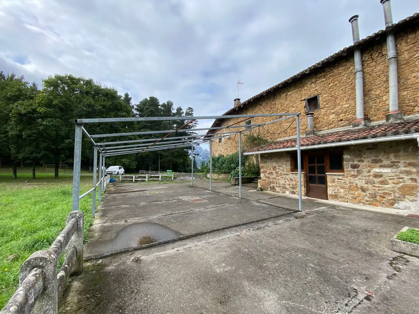 Exterior view of Houses for sale in Mañaria  with Private garden, Storage room and Furnished