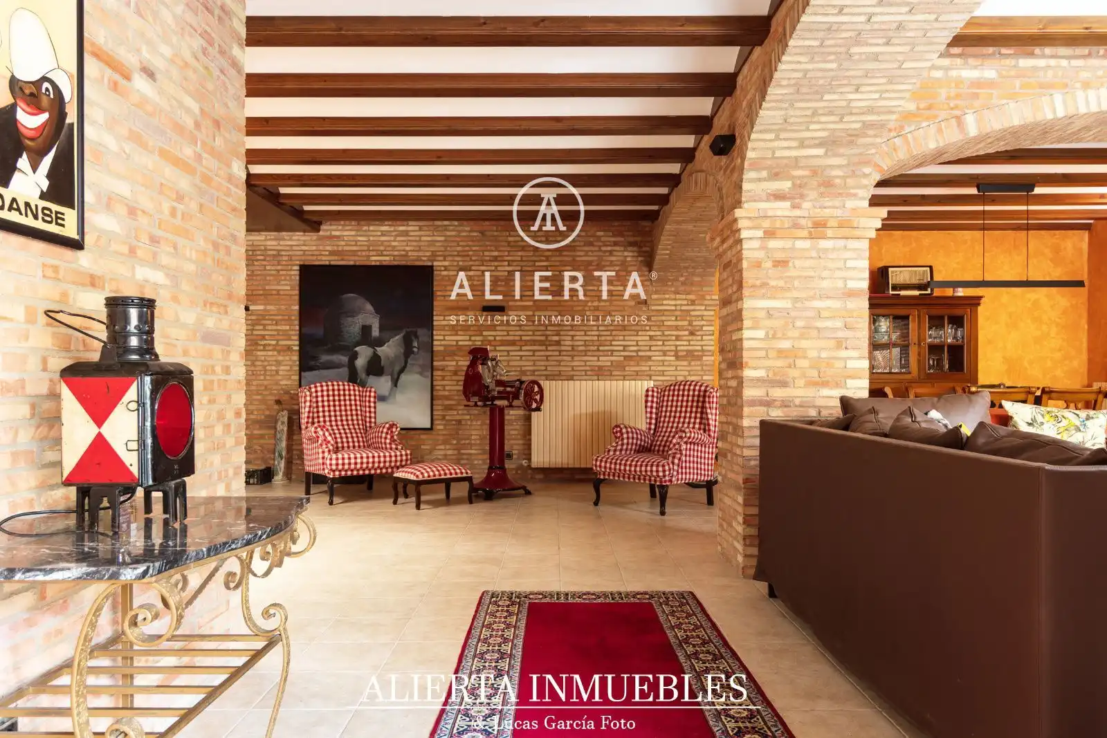 Houses for sale in Damas, San Juan de Mozarrifar