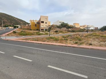 Residential land for sale in Alhama de Almería