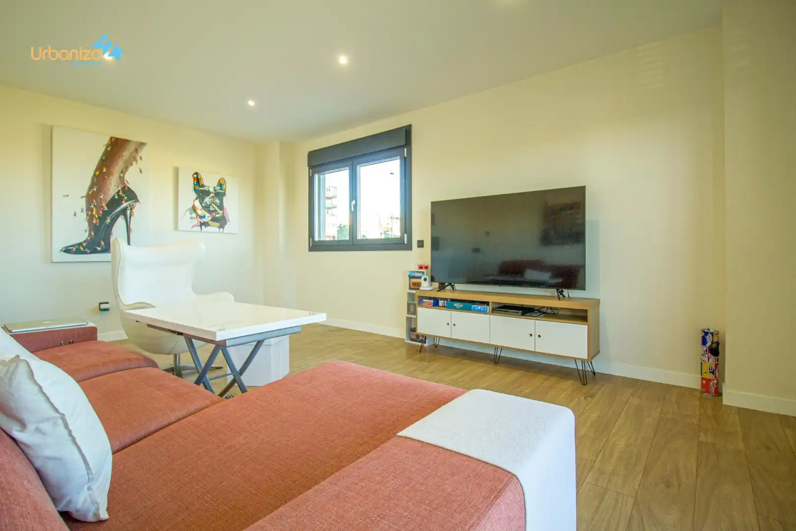 Wohnzimmer von Wohnung zum Verkauf in Badajoz mit Klimaanlage, Heizung und Privatgarten