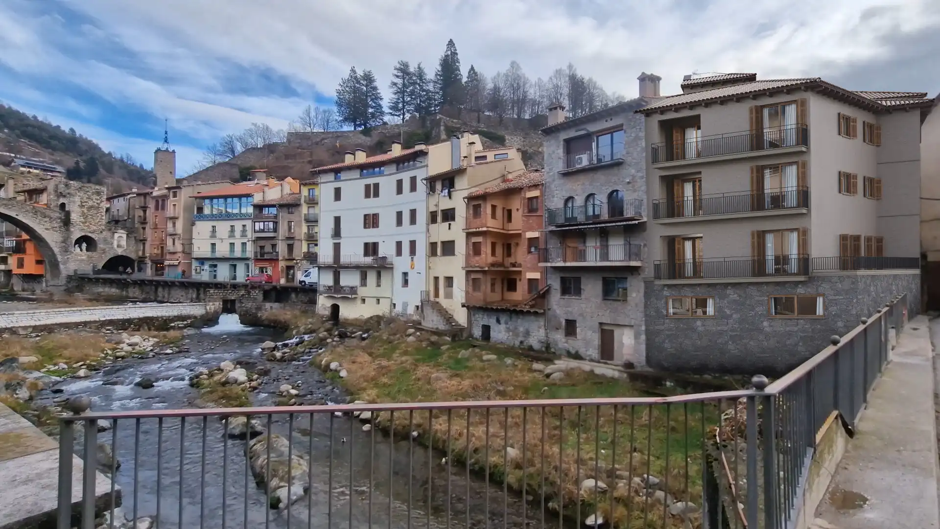 Exterior view of Flat for sale in Camprodon