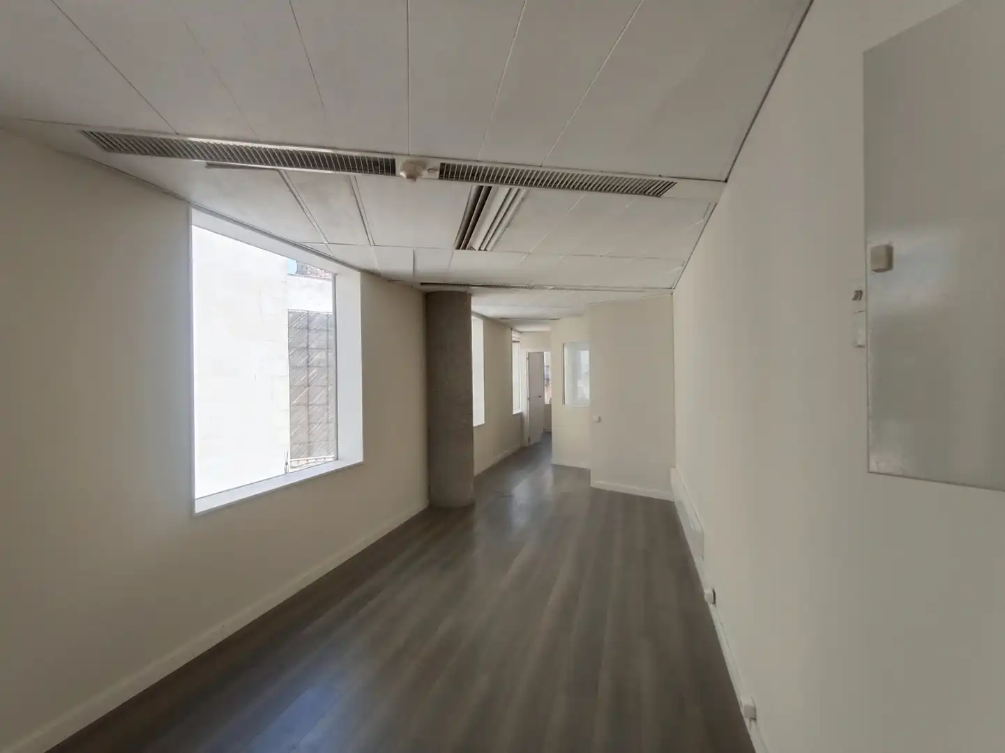 Oficina en venta en Barcelona - Calle La Rambla, Barri Gòtic