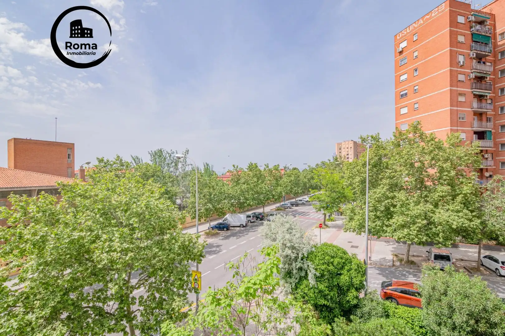 Vista exterior de Pis en venda en Granada amb Aire condicionat, Moblat i Balcó
