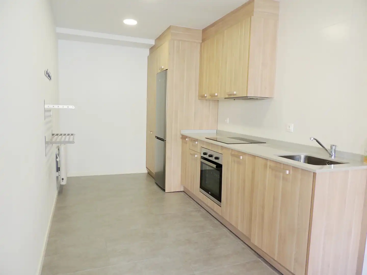 Cocina de Piso de alquiler en A Coruña Capital  con Calefacción