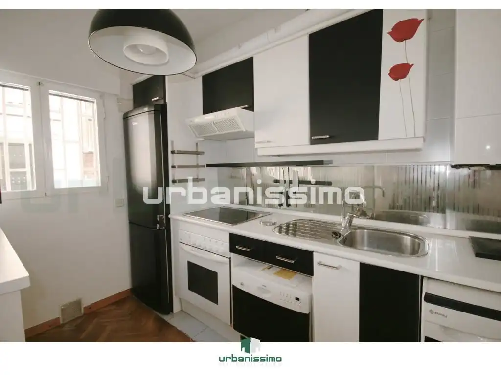 Apartament de lloguer a Esperanza Sánchez Carrascosa, Valdeacederas