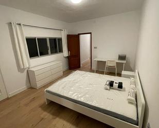 Bedroom of Flat to share in San Cristóbal de la Laguna  with Furnished