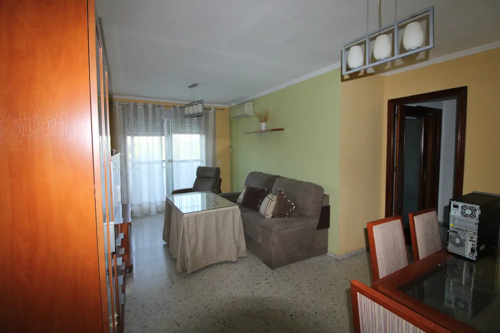 Sala de estar de Piso en venta en Huelva con Aire acondicionado, Calefacción y Horno