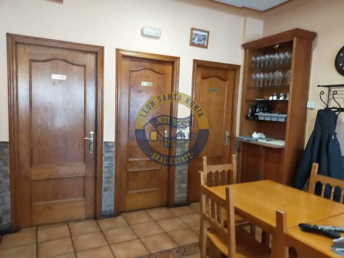 Local comercial en venda a Las Eras de Renueva, imagen 6