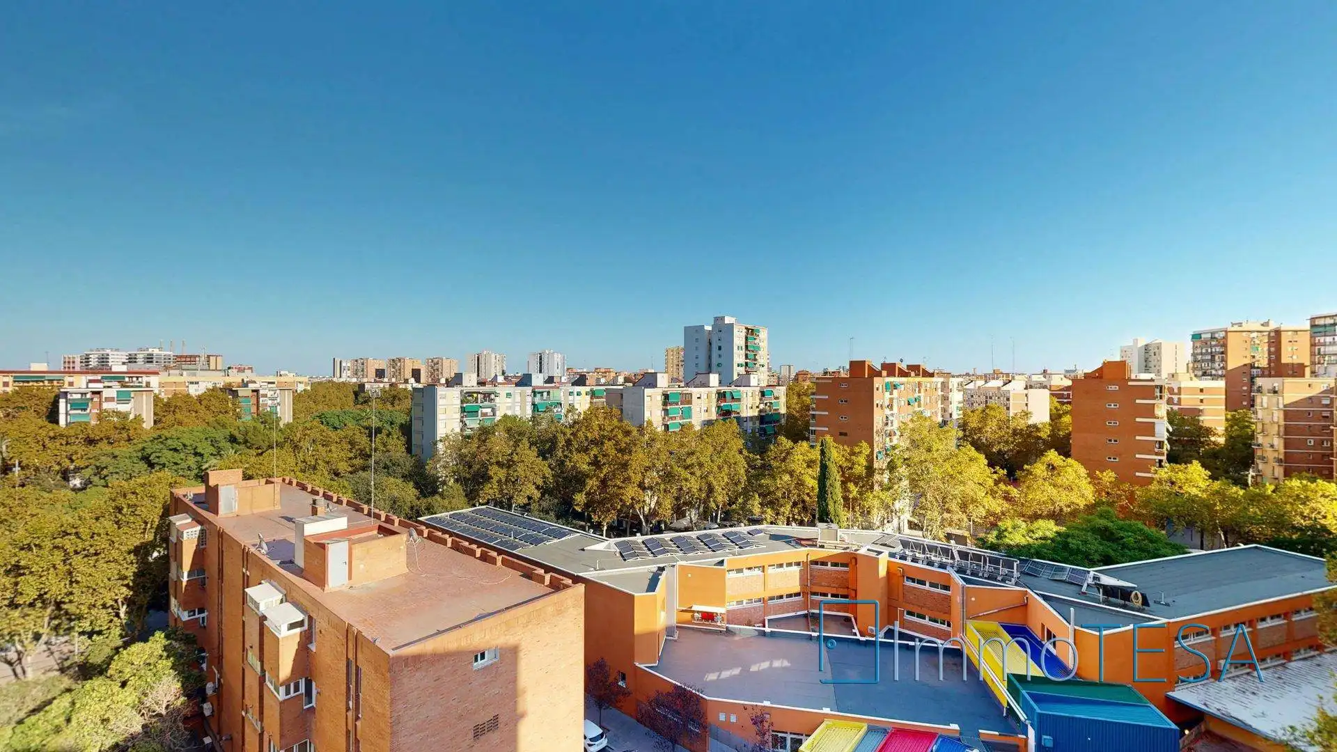 Flat with terrace for sale in Sant Martí