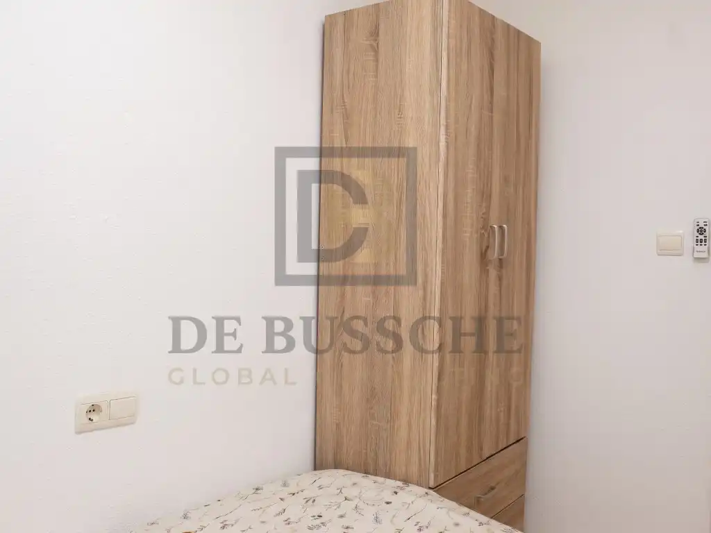Habitación de Piso de alquiler en Torrevieja con Piscina, Amueblado y Lavadora