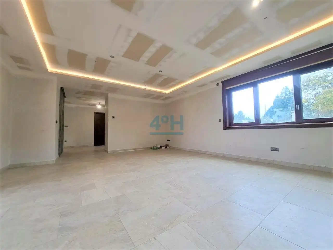 Casa o chalet en venta en O Carballiño   con Calefacción, Jardín privado y Terraza