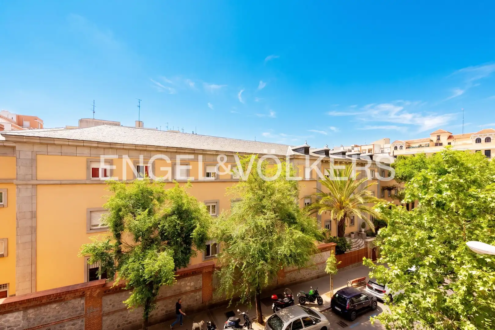 Exterior view of Flat for rent in Madrid  with Air Conditioner, Heating and Furnished