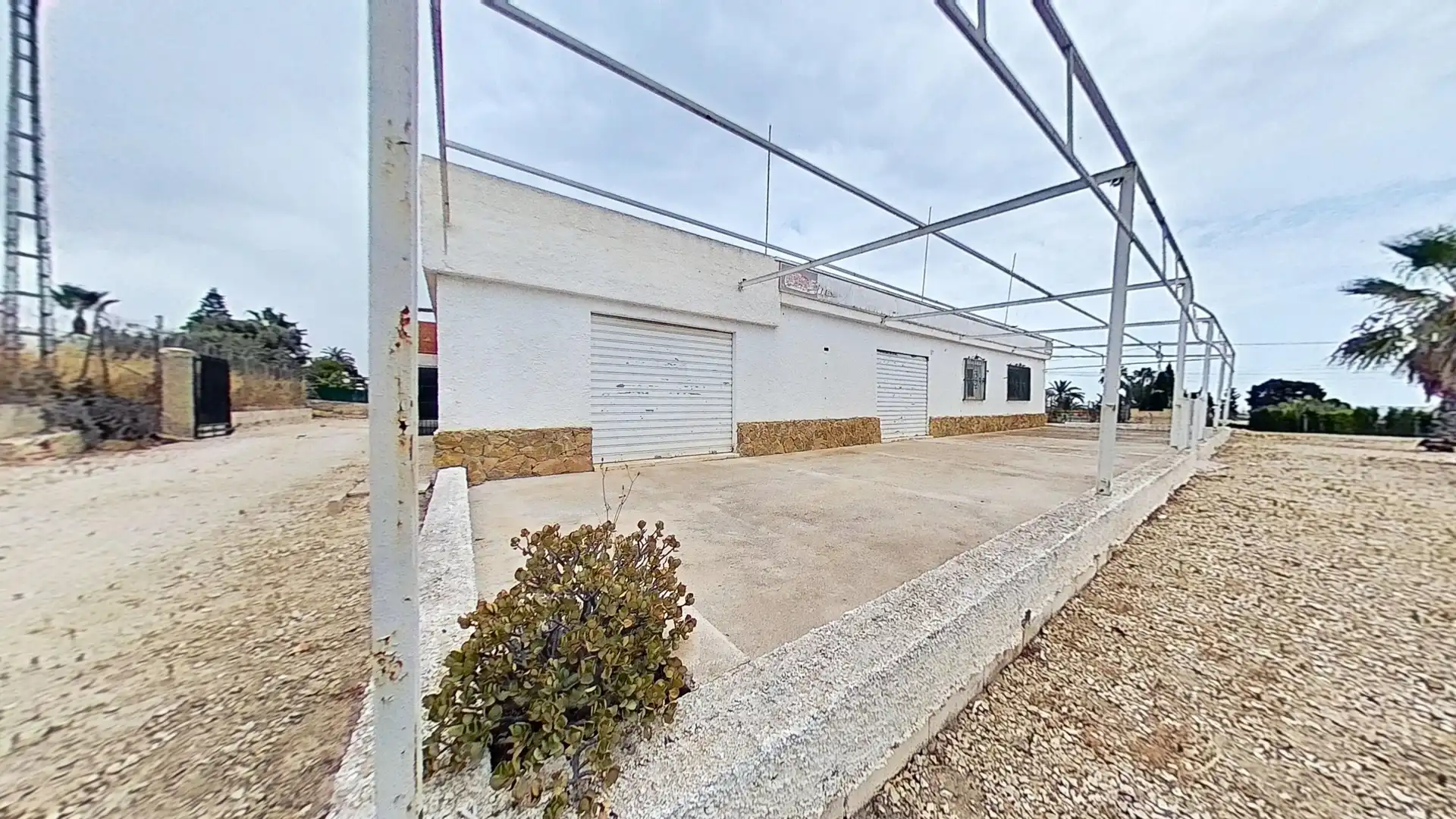 Vista exterior de Casa o xalet en venda en Elche / Elx amb Terrassa