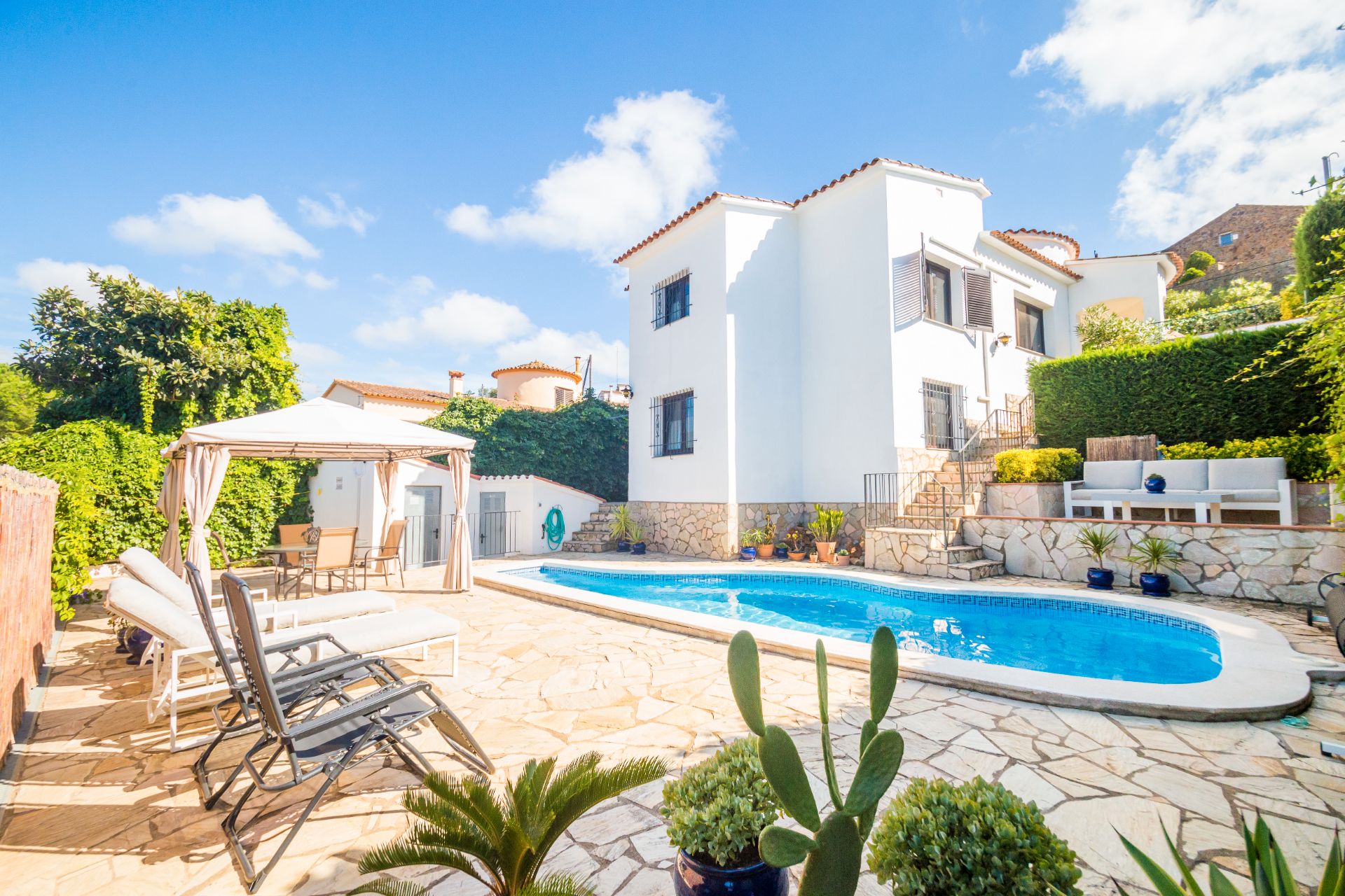 Vista exterior de Casa o xalet en venda en Calonge i Sant Antoni amb Aire condicionat, Calefacció i Jardí privat
