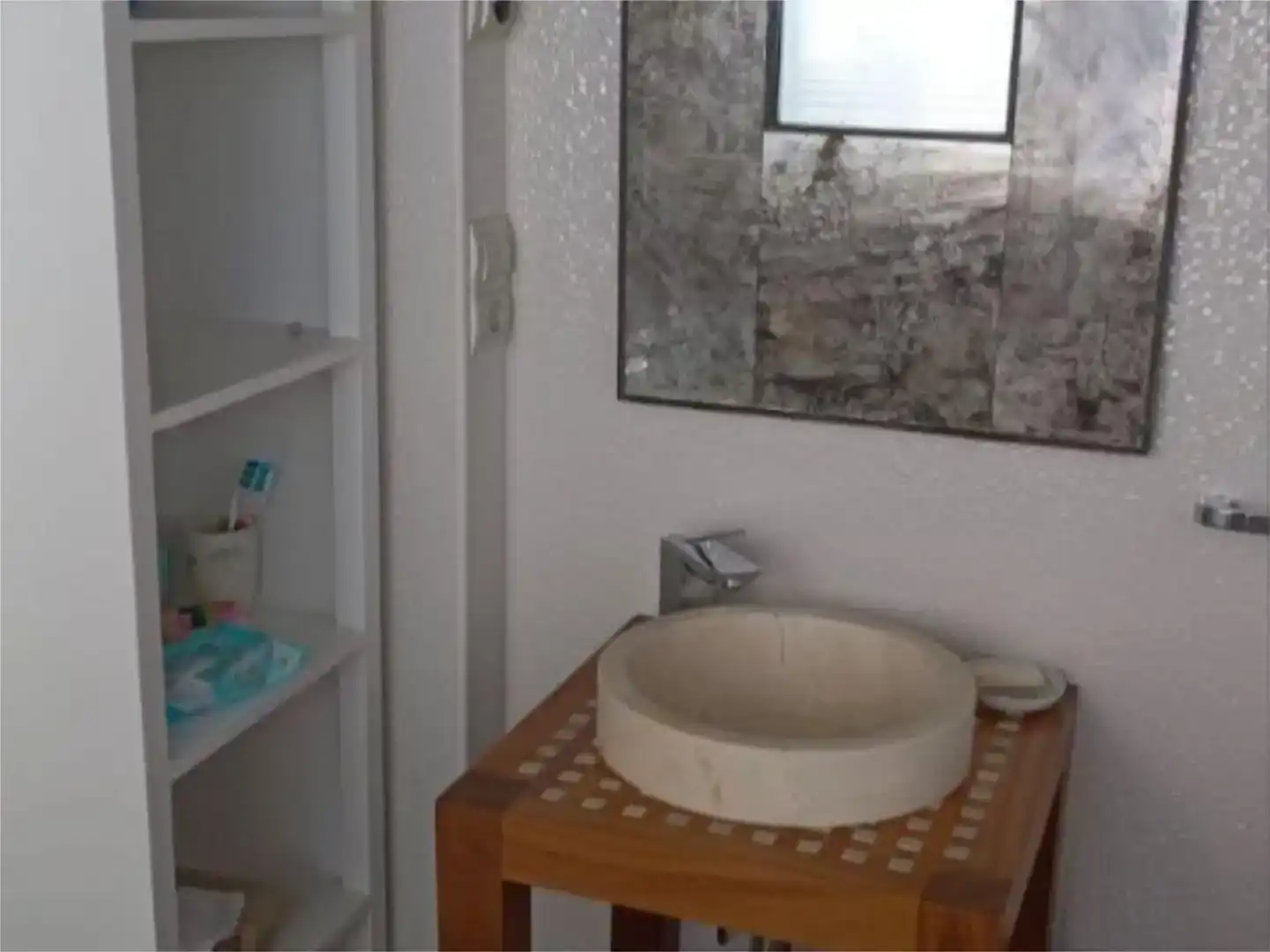 Badezimmer von Dachboden zur Miete in Callosa d'en Sarrià mit Klimaanlage, Privatgarten und Möbliert