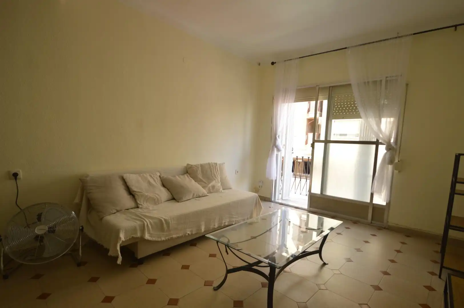 Apartament de lloguer a Ciudad Jardín - Tagarete - El Zapillo