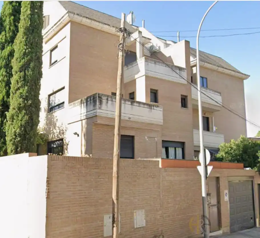 Vista exterior de Casa o chalet en venta en Madrid