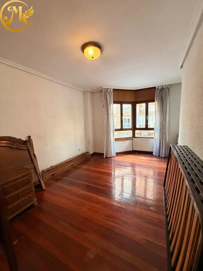 Habitación de Piso en venta en Santander con Calefacción, Terraza y Trastero