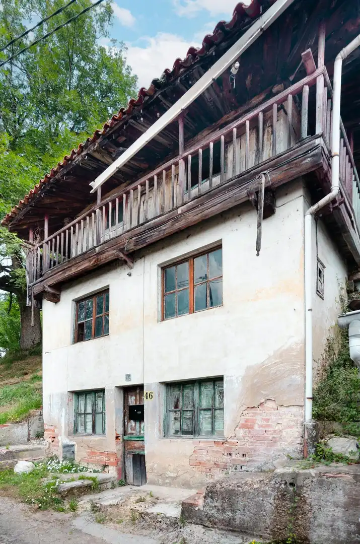 Außenansicht von Country house zum Verkauf in Oviedo 