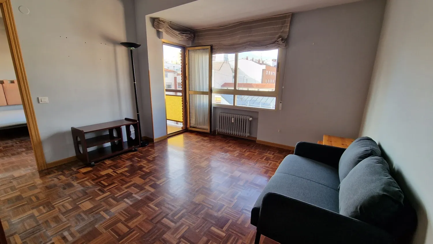 Living room of Flat to rent in  Madrid Capital  with Heating, Terrace and Furnished