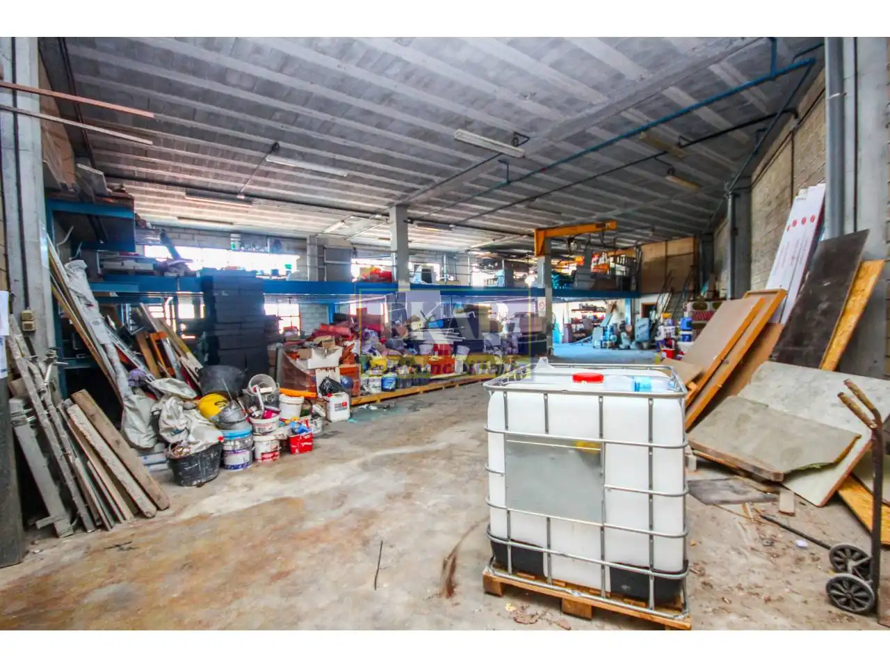Industrial building to rent in Calle Gabiria, imagen 4