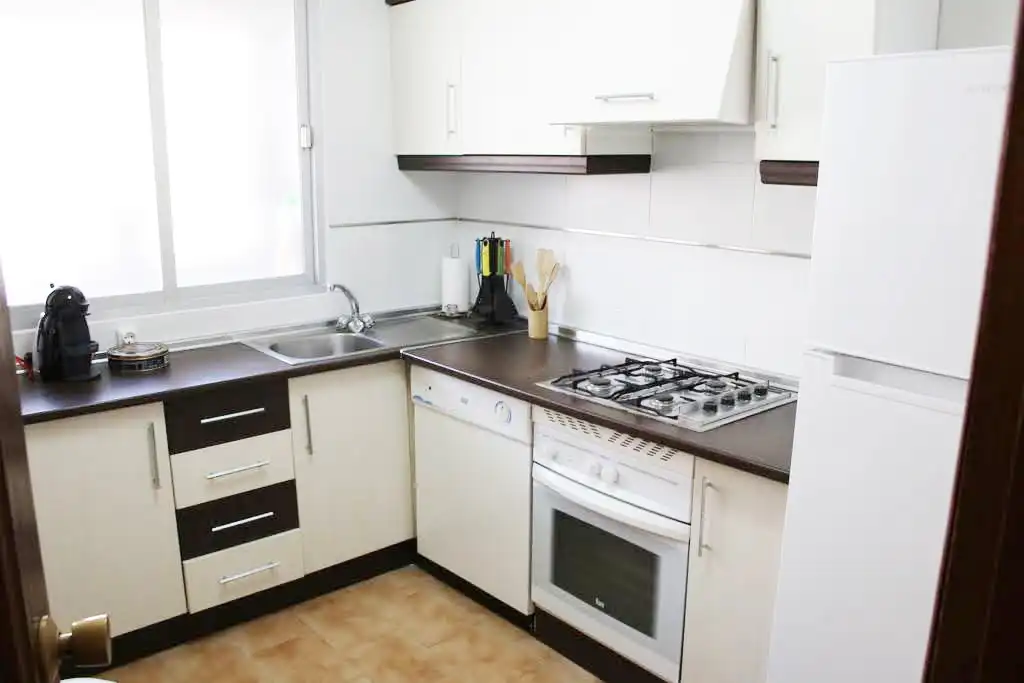 Kitchen of Flat for rent in Granada  with Air Conditioner, Heating and Furnished