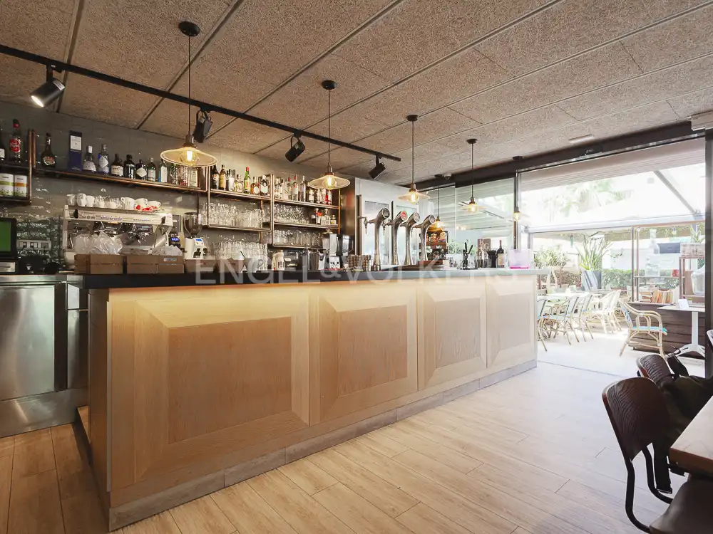 Local en venda en Castelldefels