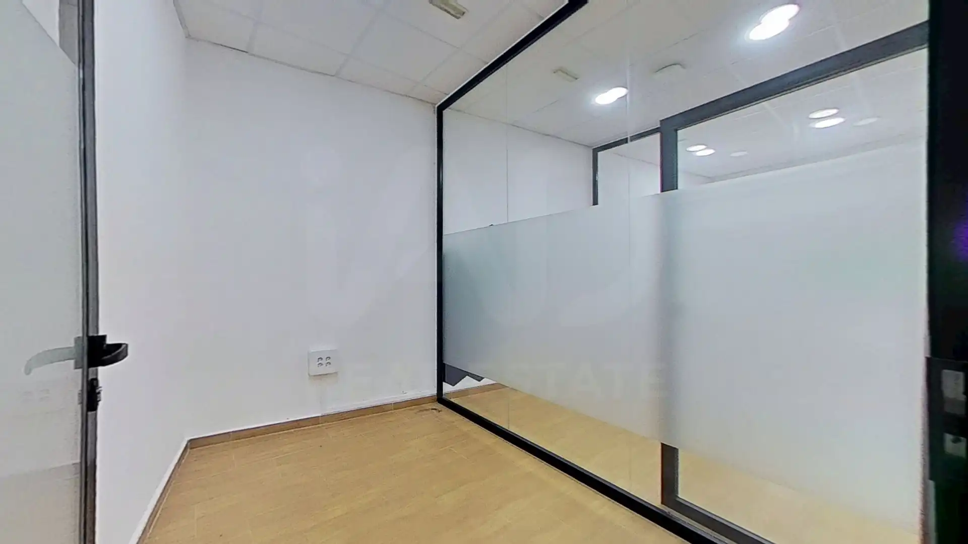 Business premises for sale in Centro - Calzada - Cabo Noval, imagen 17
