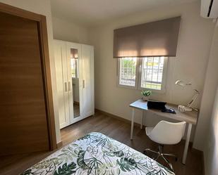 Flat to share in Villegas
