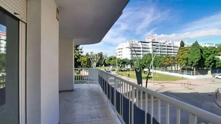 Apartment with pool for sale in Castillo Sohail - Myramar