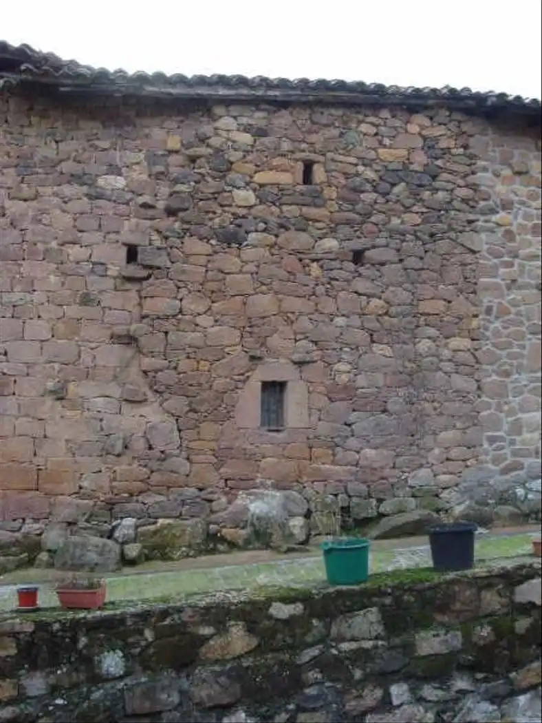 Vista exterior de Edificio en venta en Cabuérniga