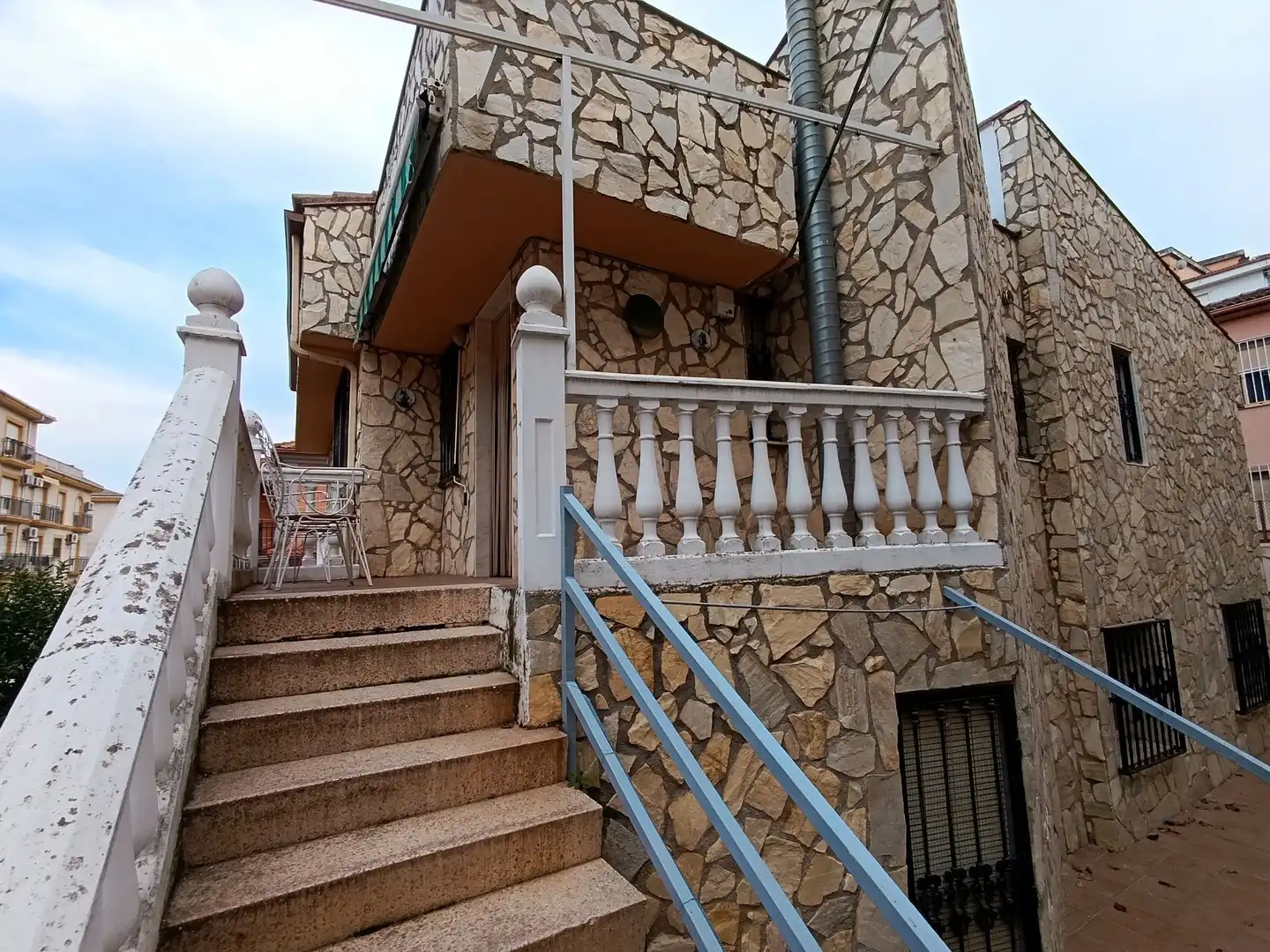 Casa con jardín en venta en Linarejos, imagen 2