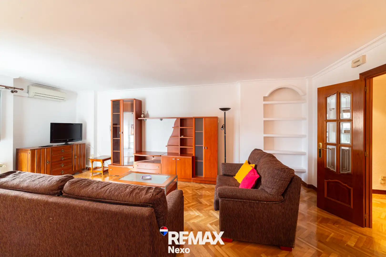 Living room of Flat for sale in Valladolid  with Air Conditioner, Heating and Terrace