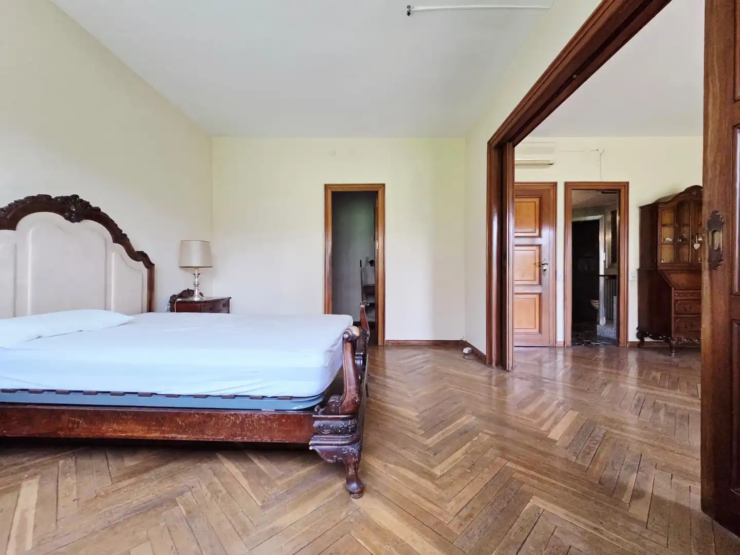 Bedroom of Flat for sale in Barcelona  with Air Conditioner, Heating and Parquet flooring