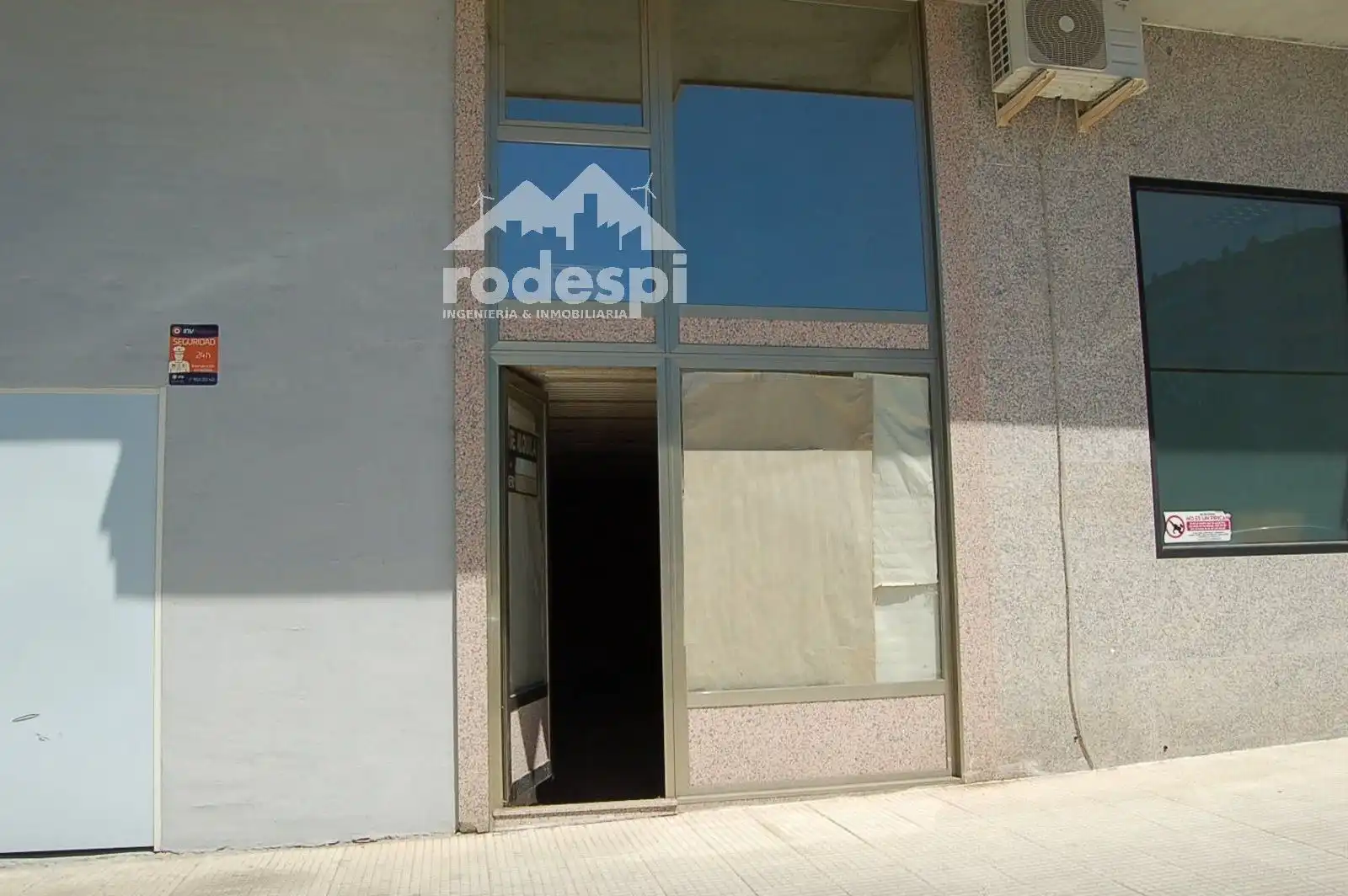 Local comercial en alquiler en Ponteareas