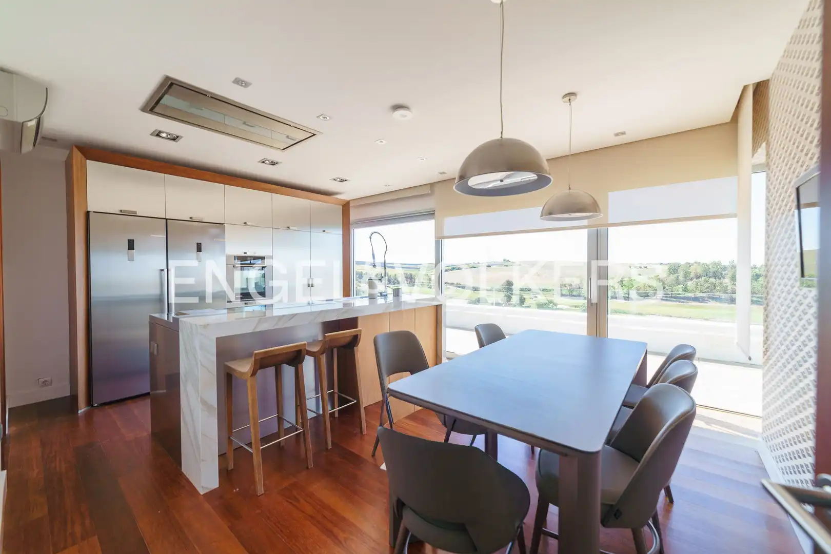 Kitchen of Houses for sale in Jerez de la Frontera  with Air Conditioner, Heating and Private garden