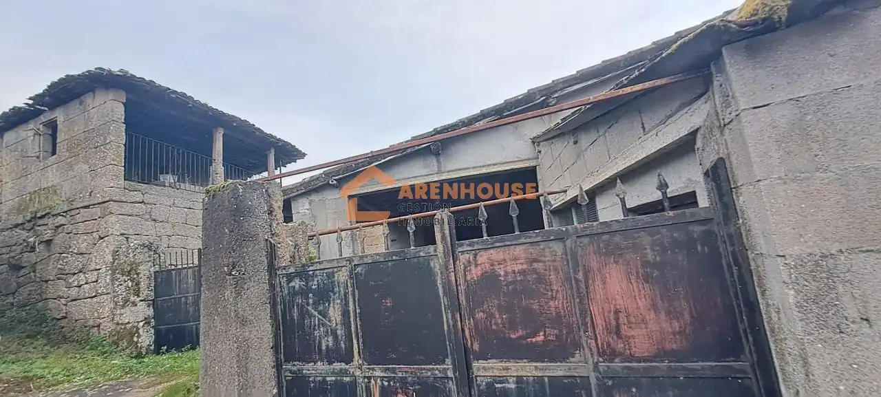 Casa amb terrassa en venda a Amoeiro, imagen 7