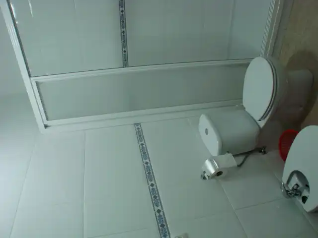 Baño de Apartamento de alquiler en Azuaga con Aire acondicionado, Amueblado y Balcón