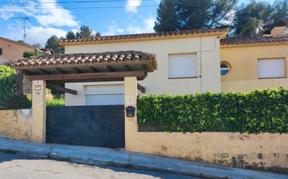 Exterior view of House or chalet for sale in Gelida  with Heating, Private garden and Terrace