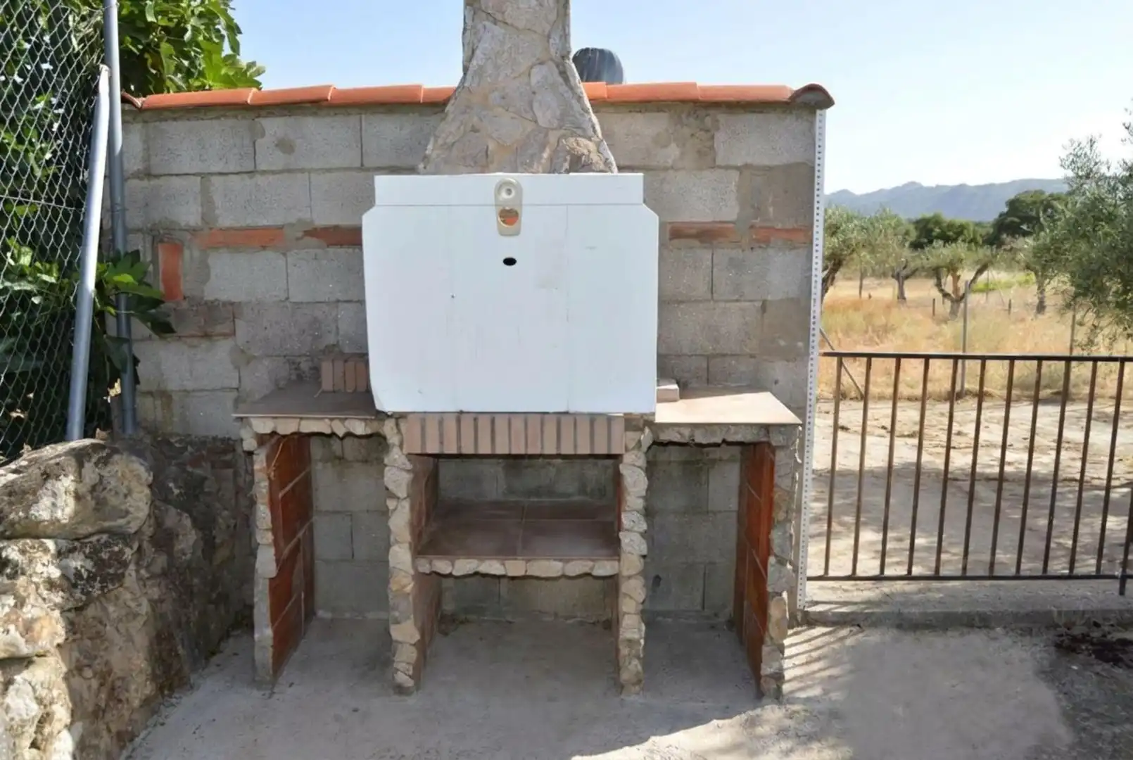 Country homes for sale in Alcuéscar  with Storage room and Swimming Pool