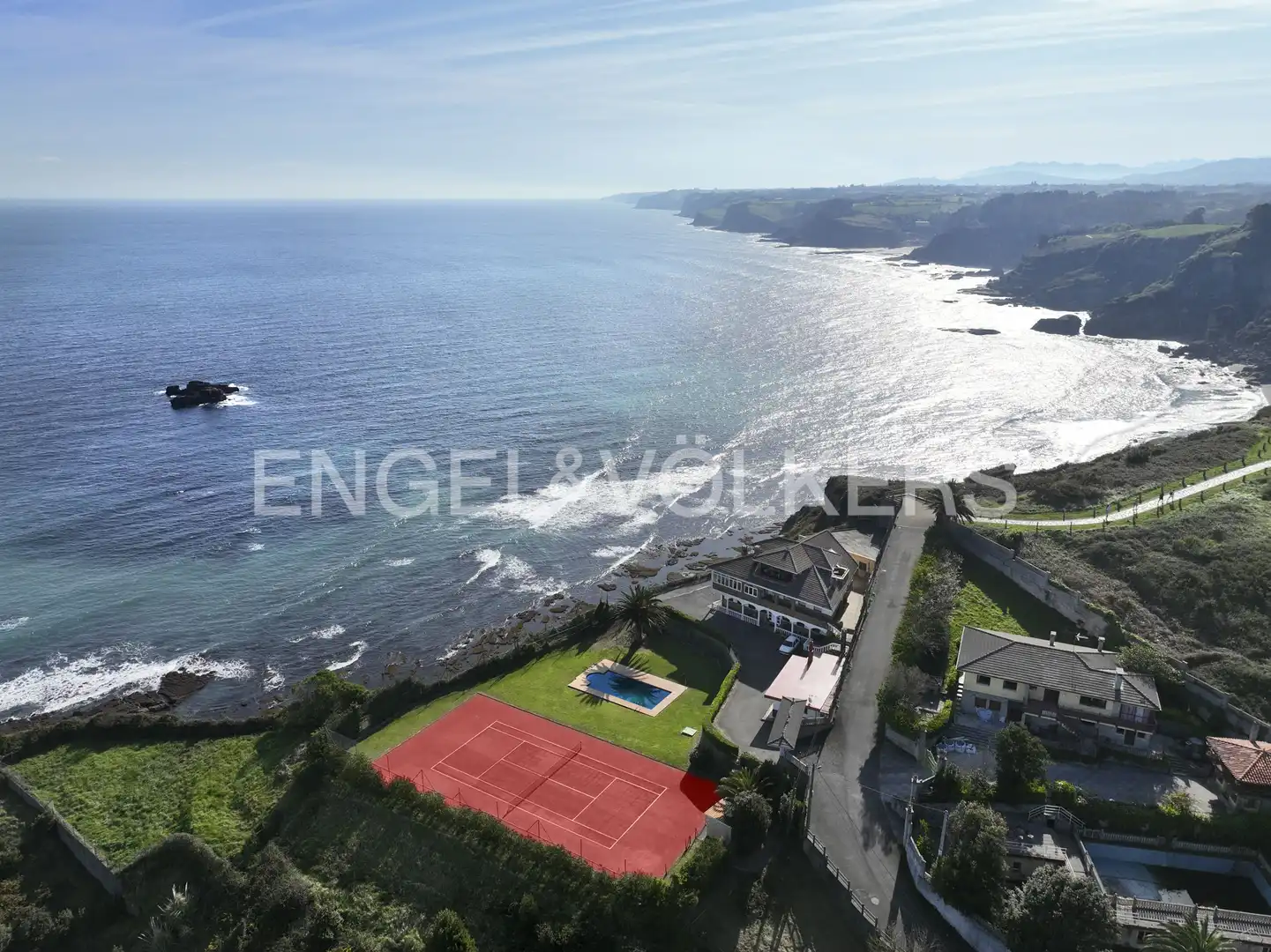 Casa o chalet en venta en Gijón  con Calefacción, Trastero y Piscina