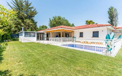 Garden of House or chalet for sale in Villanueva de la Cañada  with Air Conditioner, Heating and Private garden