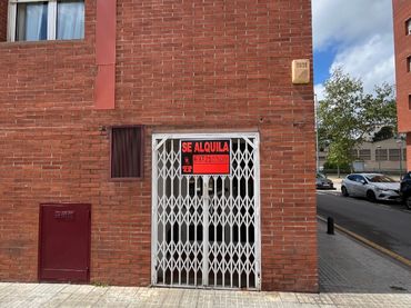 Local comercial en alquiler en Carrer del Doctor Gimbernat 27