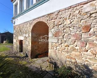 Vista exterior de Casa o xalet en venda en O Rosal   amb Terrassa i Balcó