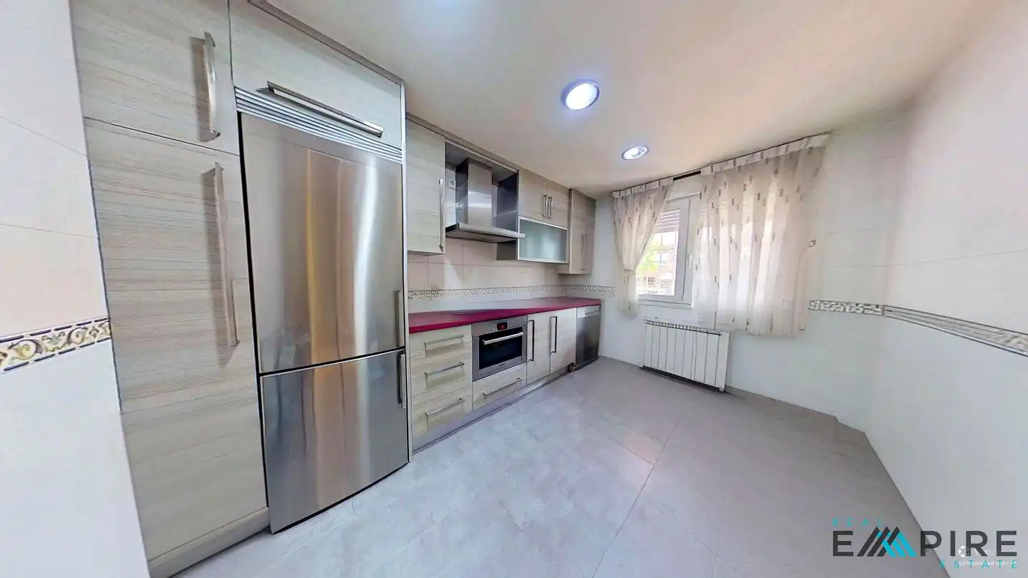 Cocina de Casa adosada en venta en Valdemoro con Aire acondicionado, Calefacción y Amueblado